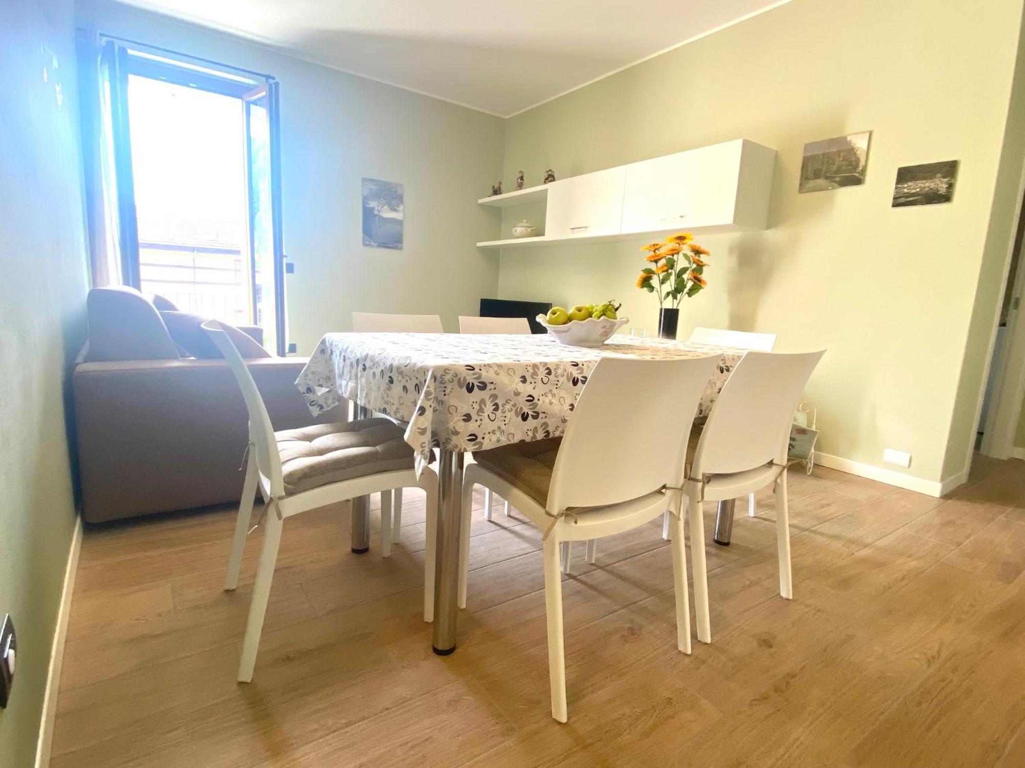 Mountains And Lake Como Apartments Valbrona Екстер'єр фото